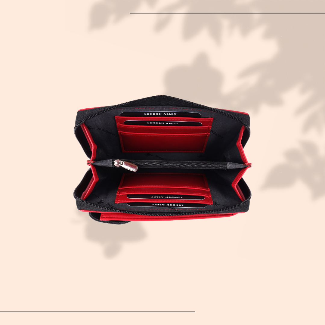 Elegant Style Meets Everyday Convenience ✨